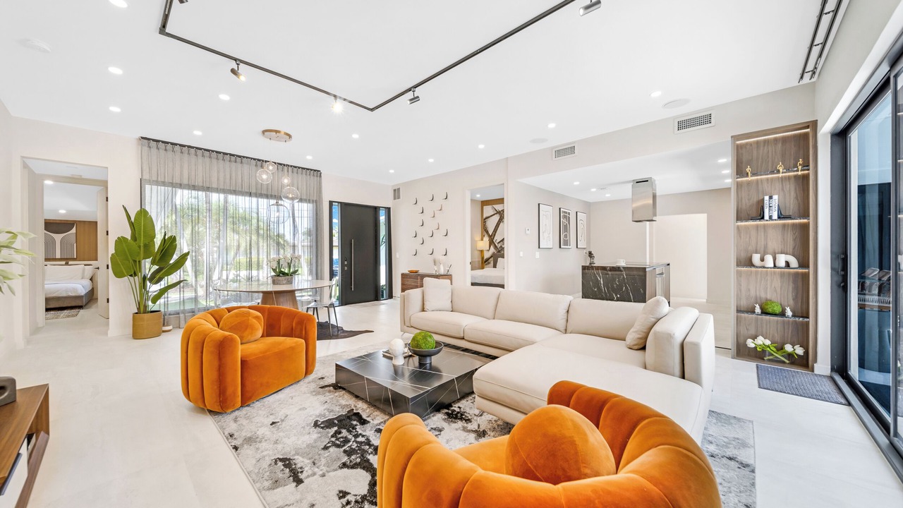 Photo of Livingroom in Hallandale Beach