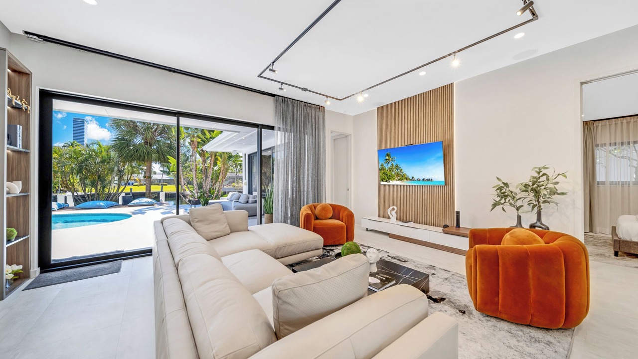 Photo of Livingroom in Hallandale Beach