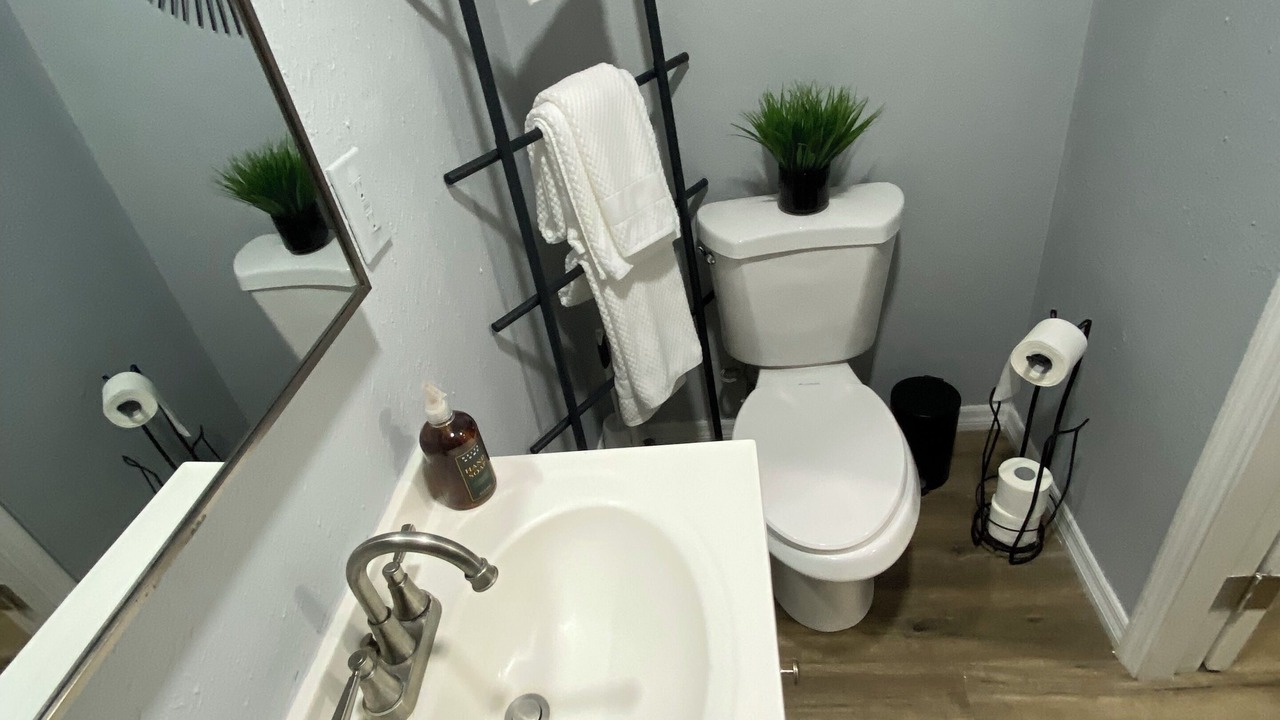 Photo of Bathroom in Land O' Lakes