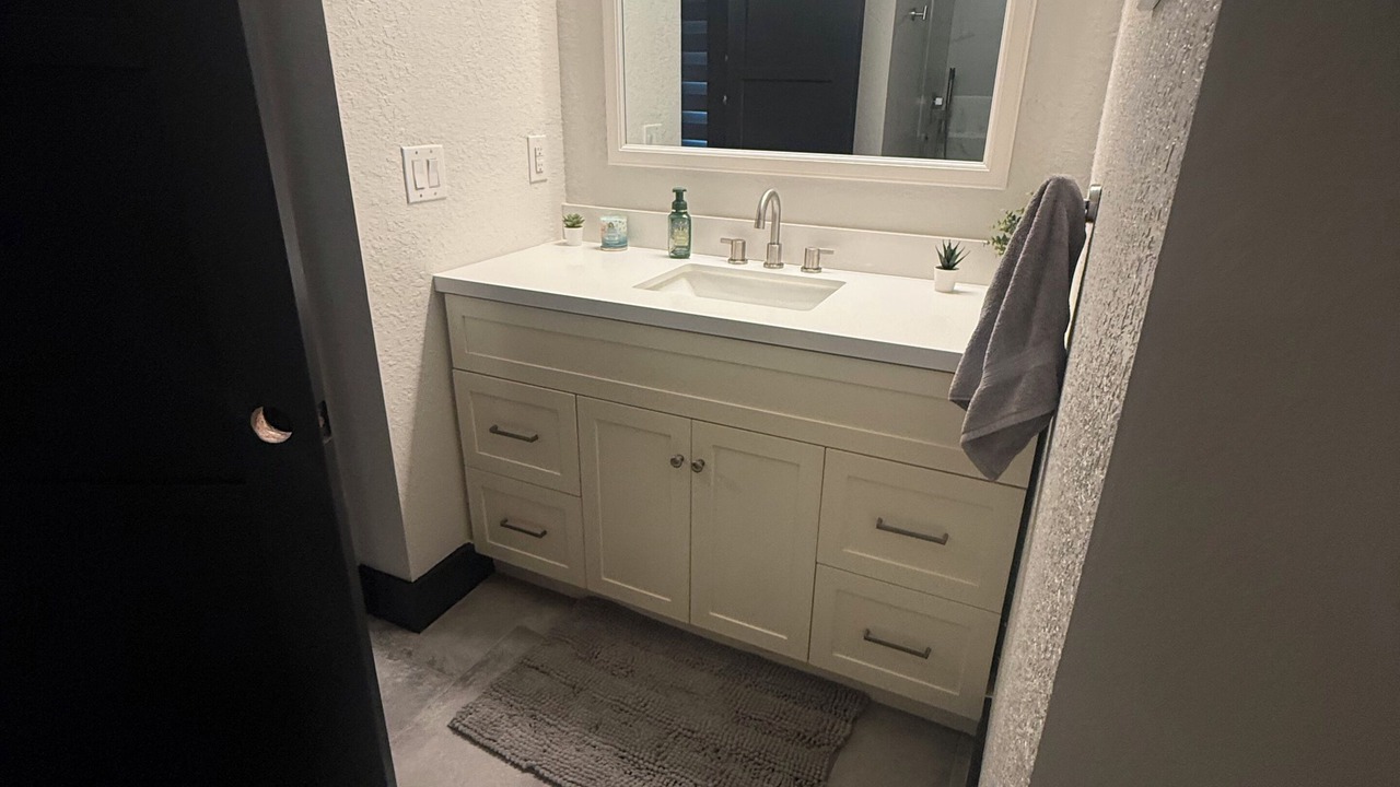 Photo of Bathroom in Lehigh Acres