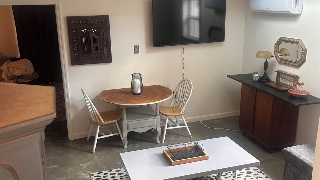 Photo of Livingroom in The Roads