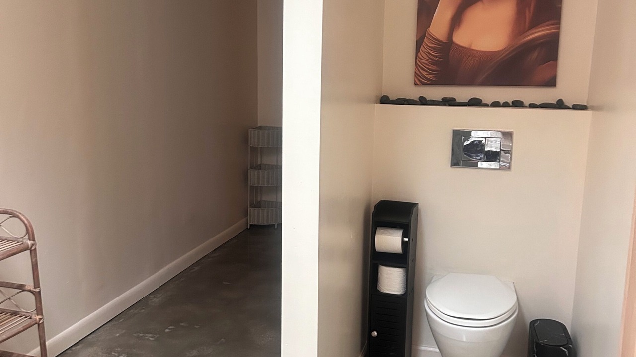 Photo of Bathroom in The Roads