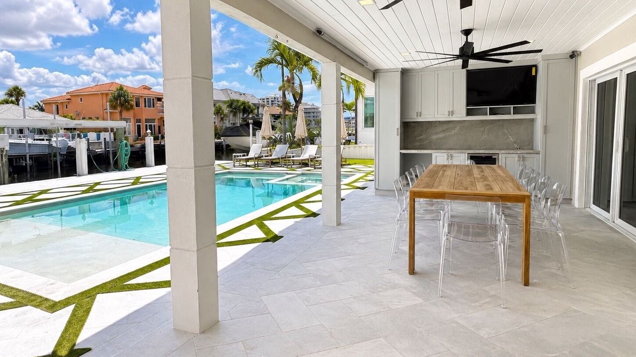 Photo of Outdoor in Boca Bay Colony