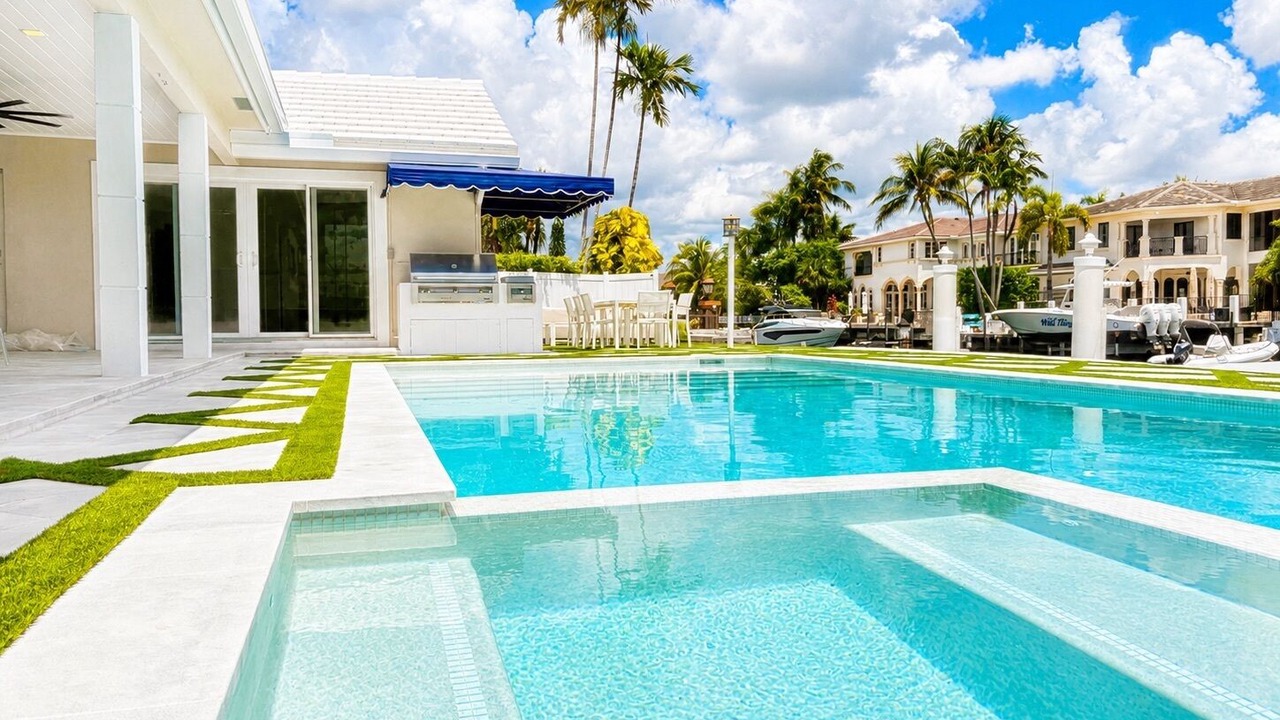 Photo of Outdoor in Boca Bay Colony