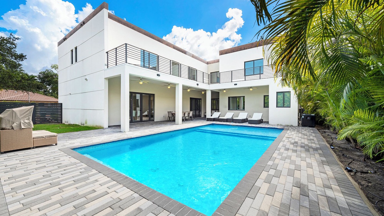 Photo of Outdoor in Glenvar Heights