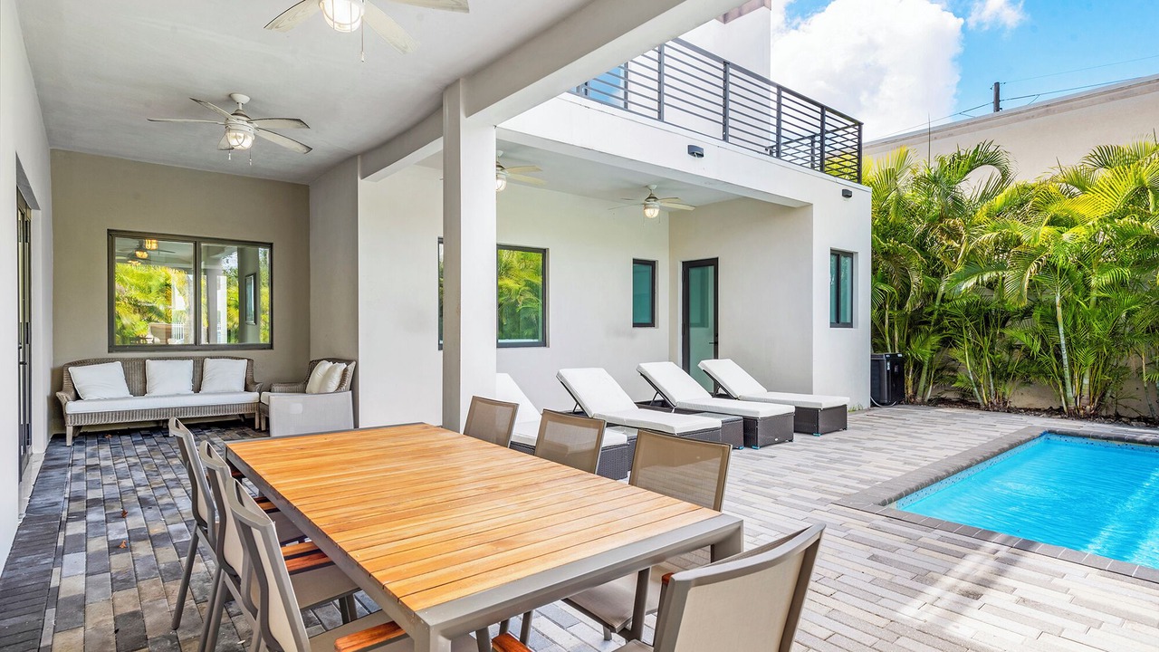 Photo of Outdoor in Glenvar Heights