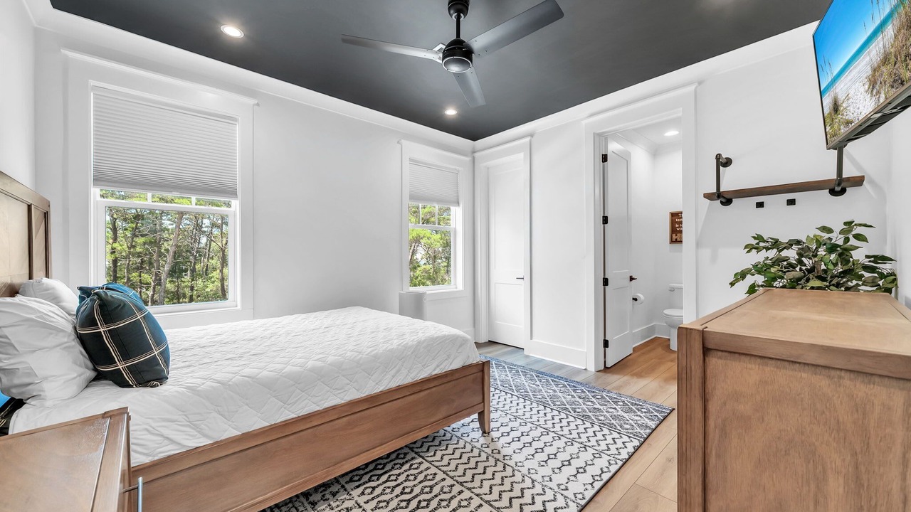 Photo of Bedroom in Gulfview Heights