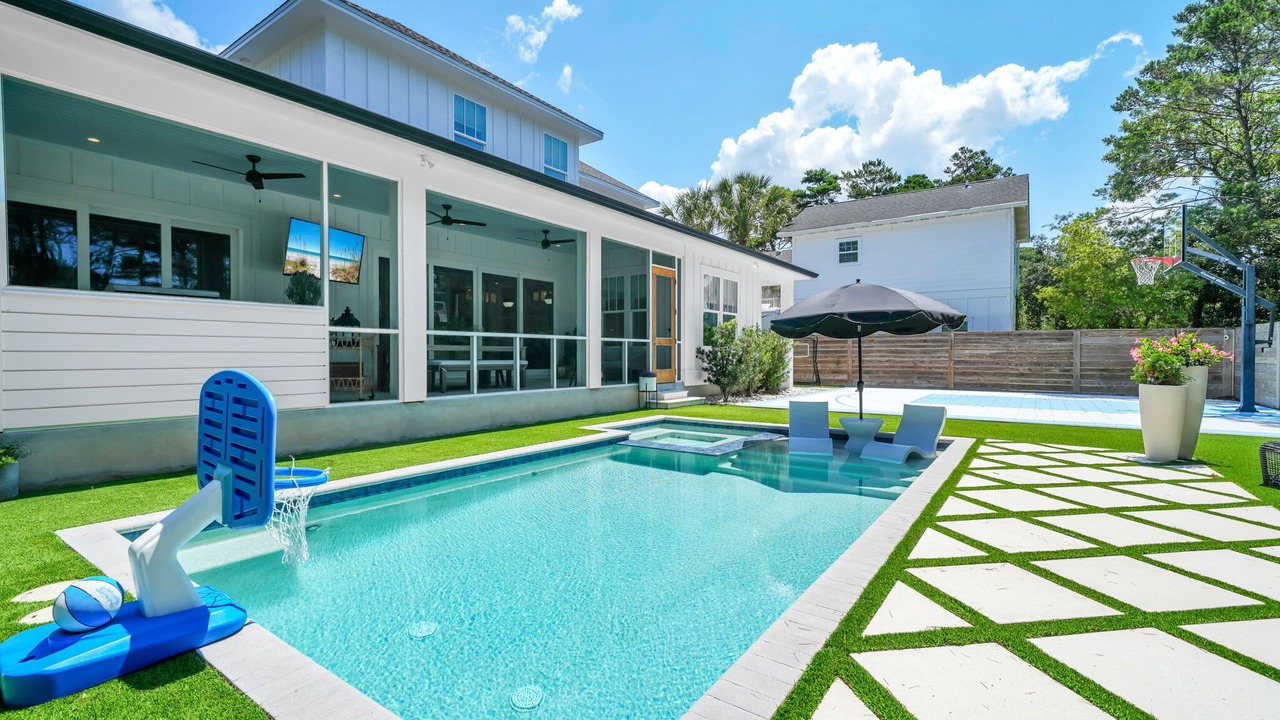 Photo of Outdoor in Gulfview Heights