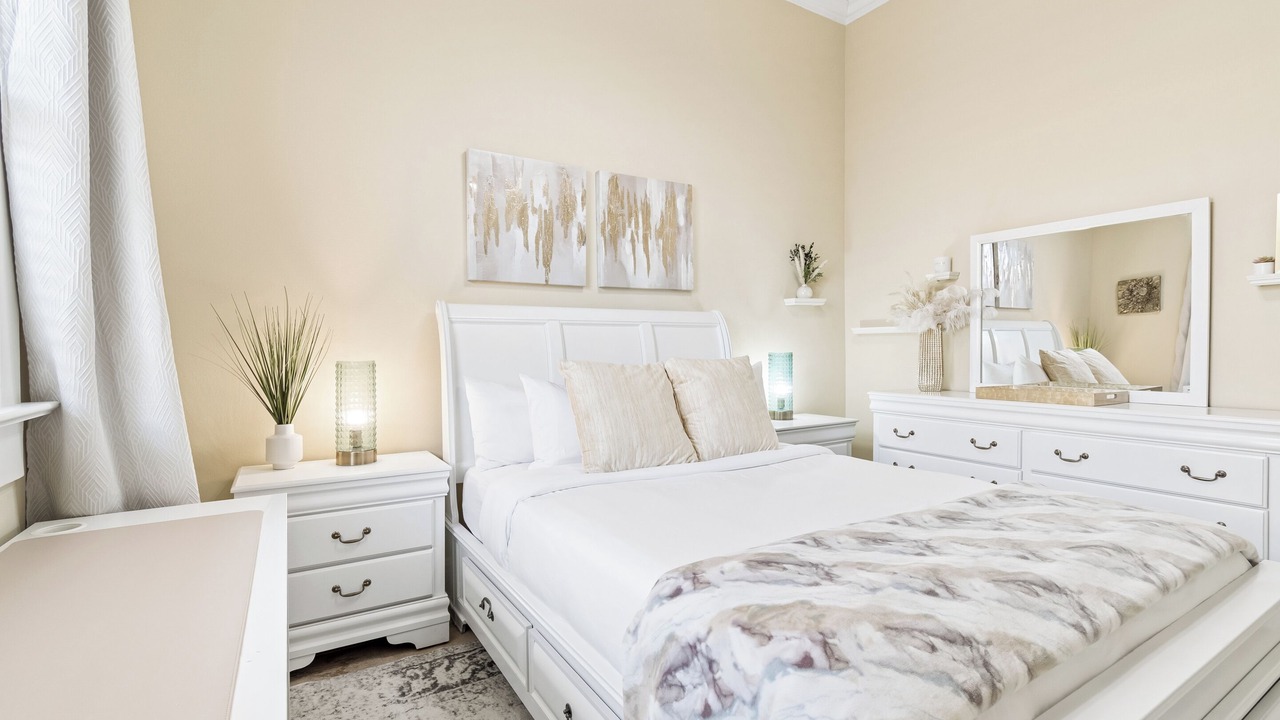 Photo of Bedroom in Hyde Park