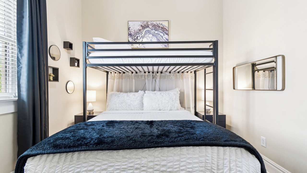 Photo of Bedroom in Hyde Park