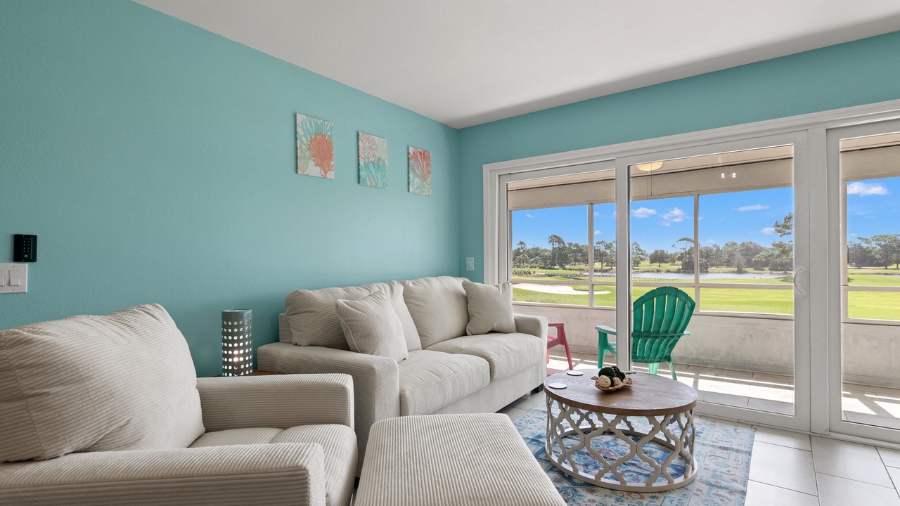 Photo of Livingroom in Upper Grand Lagoon