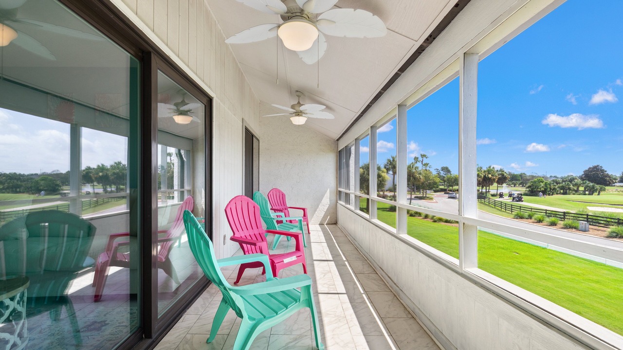 Photo of Patio Balcony in Upper Grand Lagoon