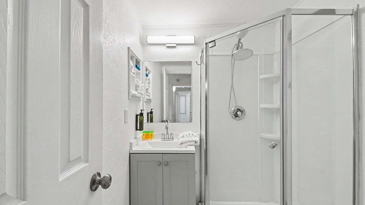 Photo of Bathroom in Seminole