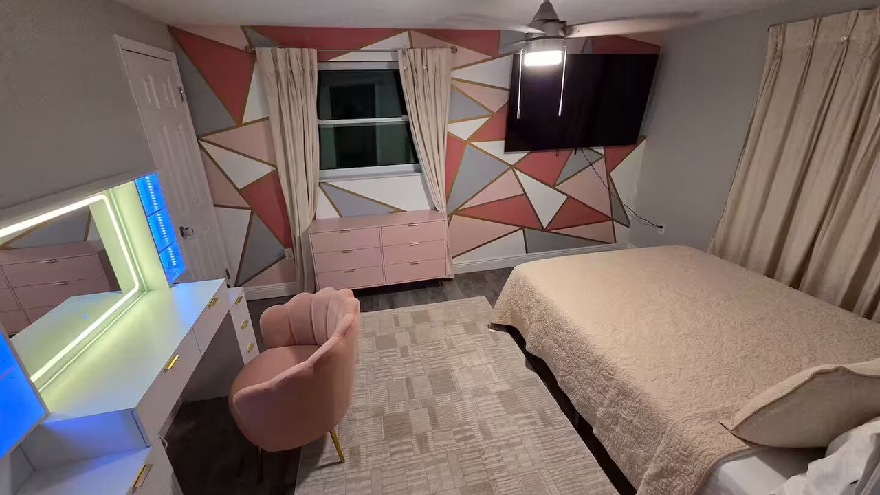 Photo of Bedroom in Beacon Square