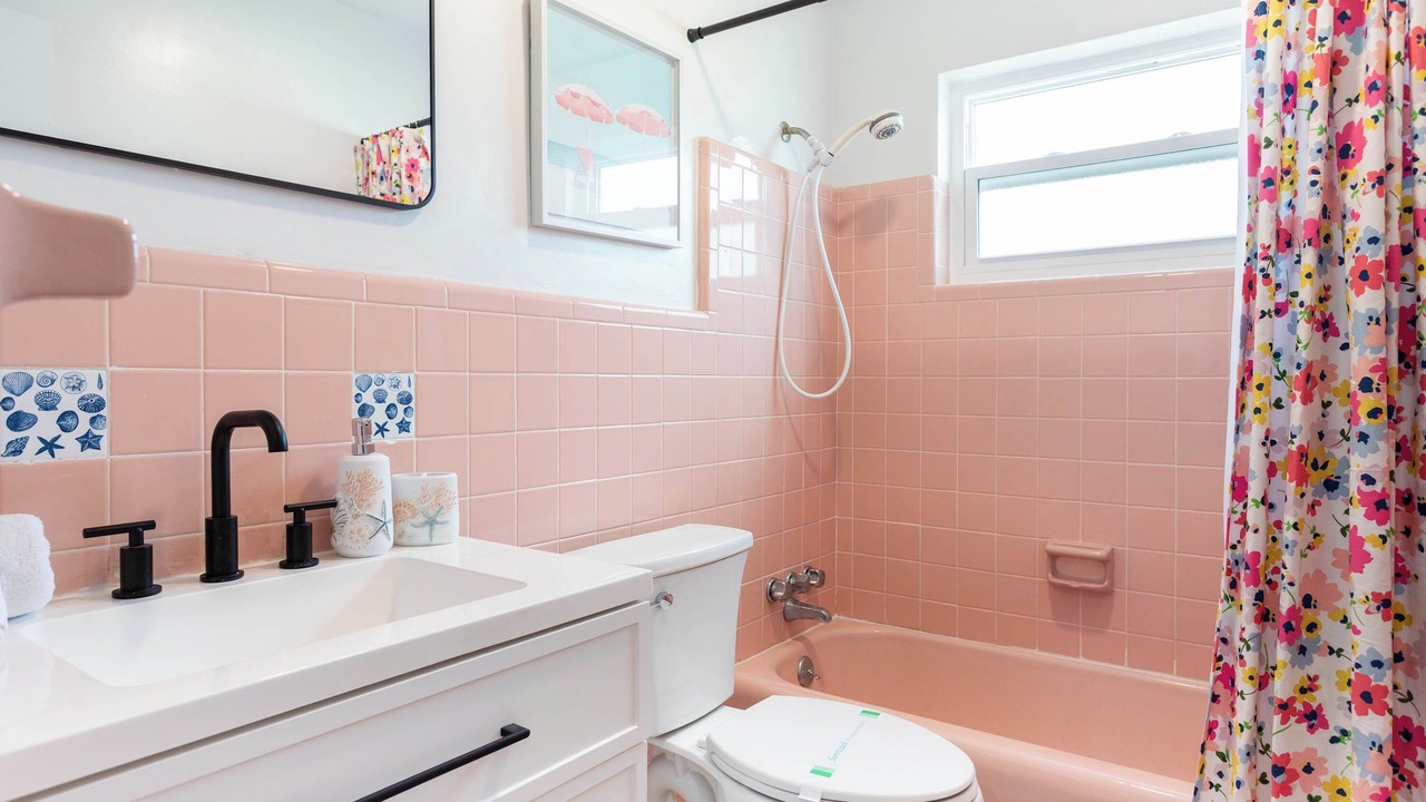 Photo of Bathroom in Apollo Beach
