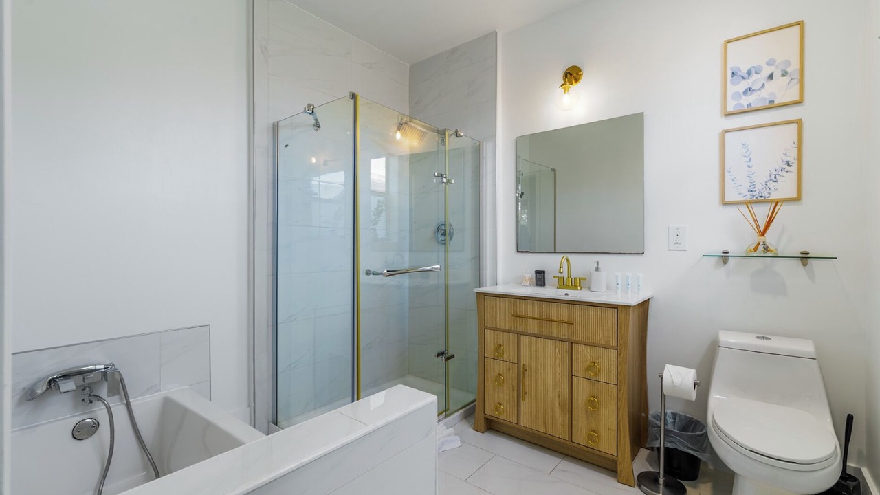 Photo of Bathroom in The Roads
