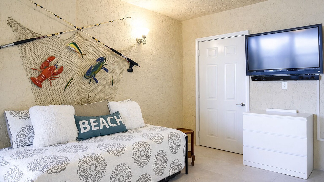 Photo of Bedroom in Ponce Inlet