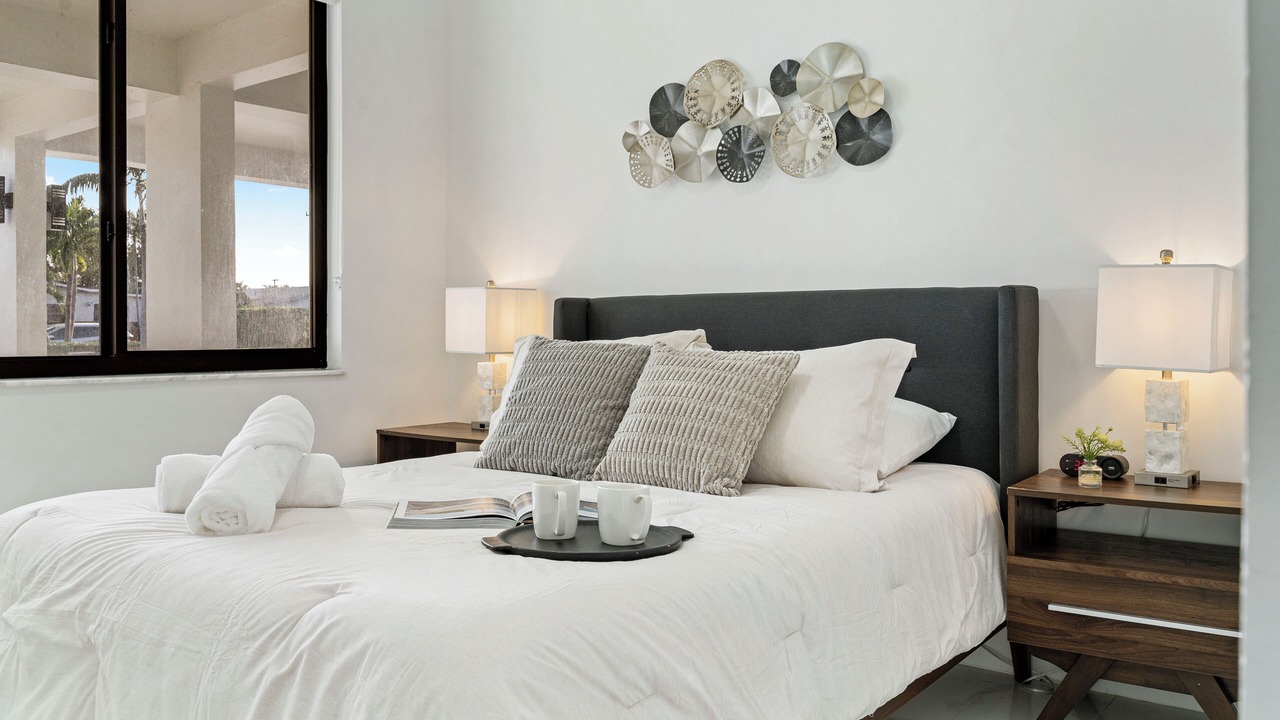 Photo of Bedroom in Olympia Heights