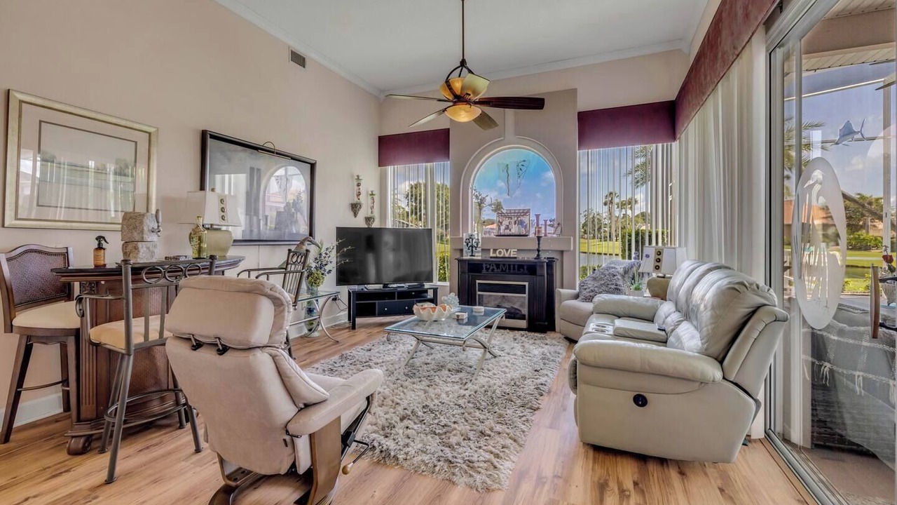 Photo of Livingroom in Countryside