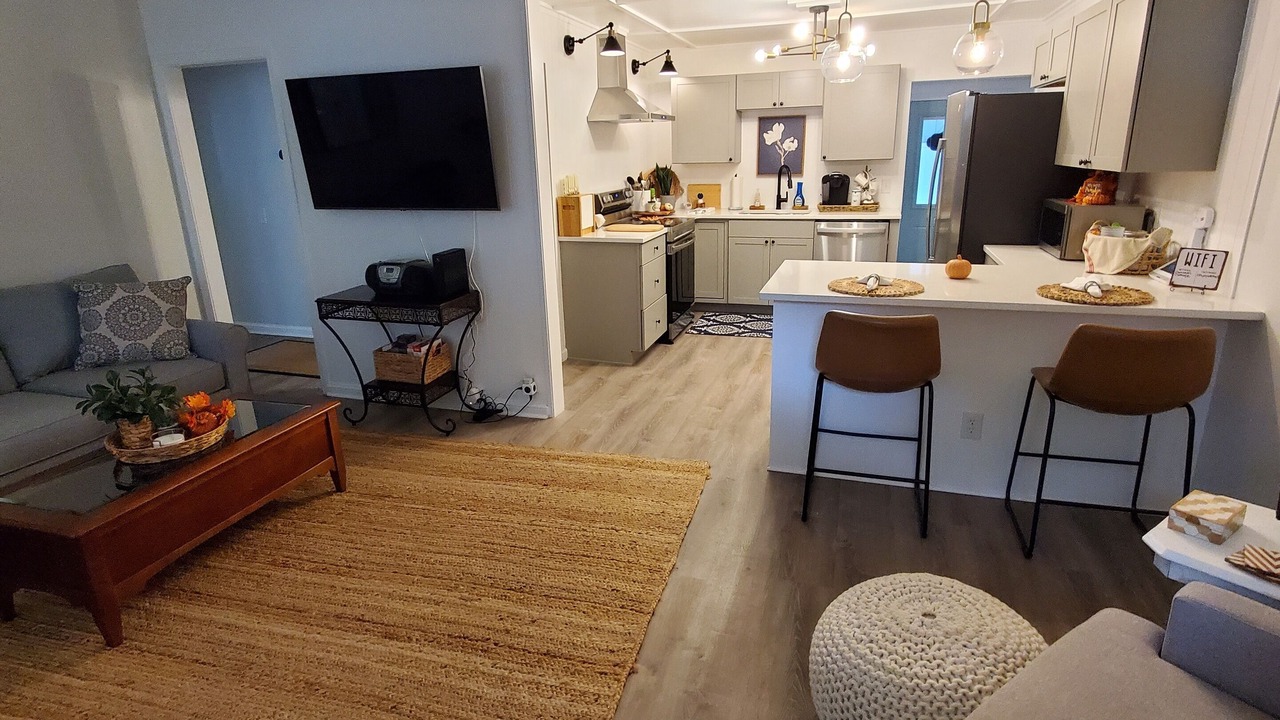 Photo of Livingroom in Bainbridge