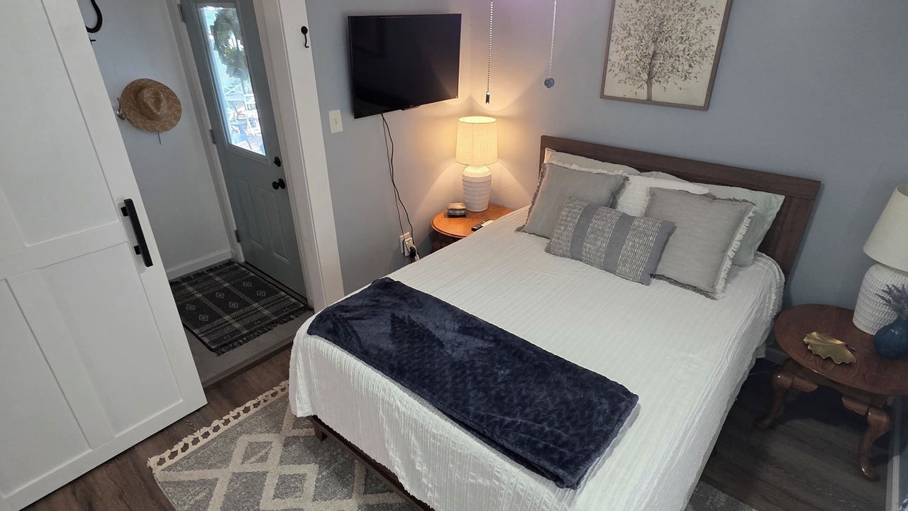 Photo of Bedroom in Bainbridge