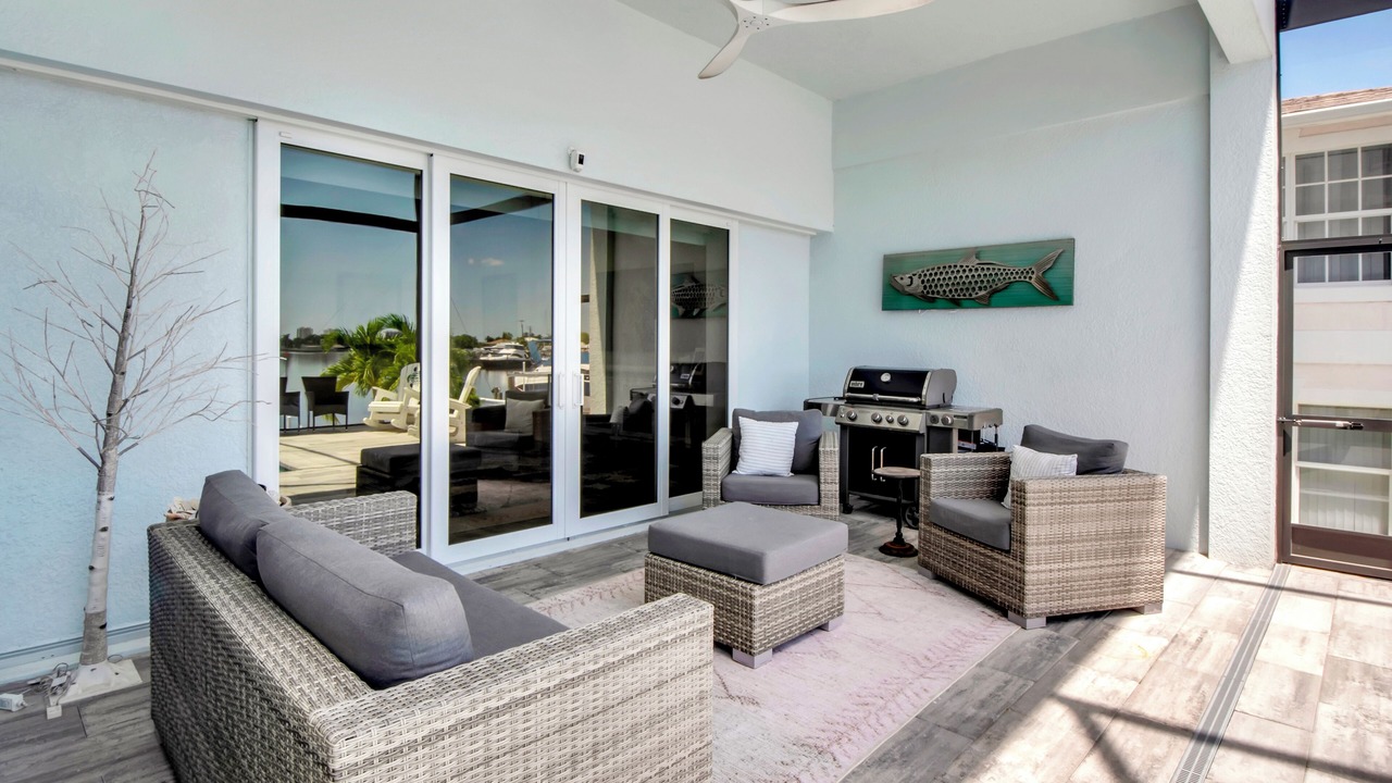 Photo of Patio Balcony in Isles of Capri