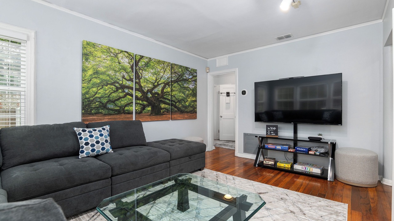 Photo of Livingroom in Gainesville
