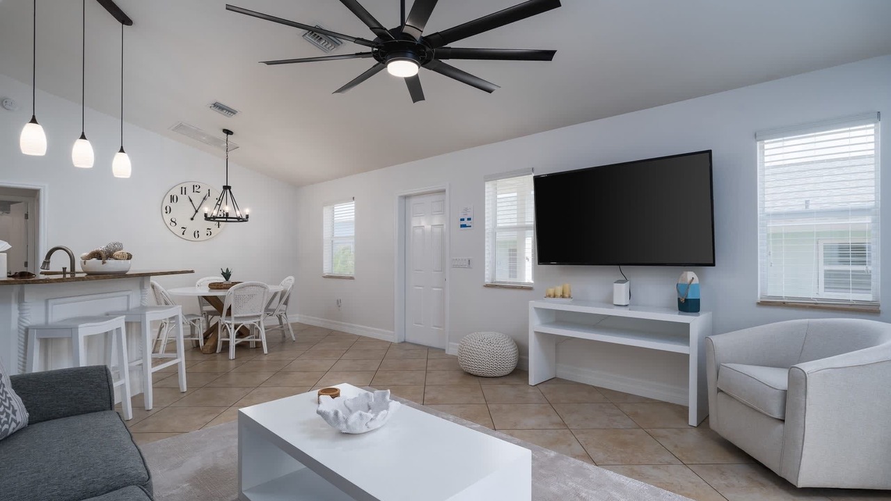 Photo of Livingroom in Fort Myers Beach