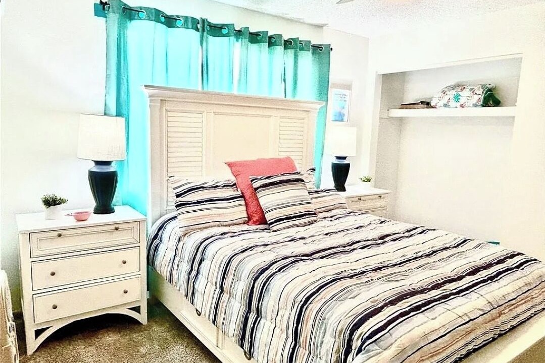 Photo of Bedroom in Lochmoor Waterway Estates