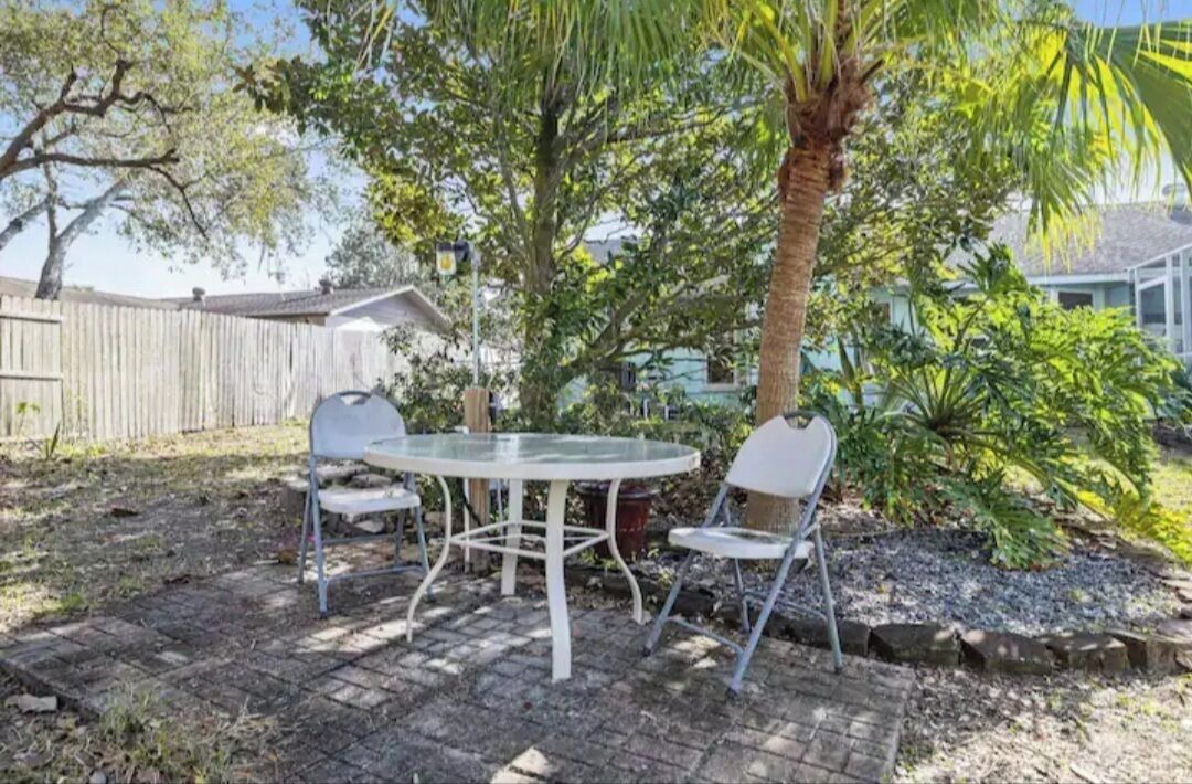 Photo of Outdoor in Berkeley Manor