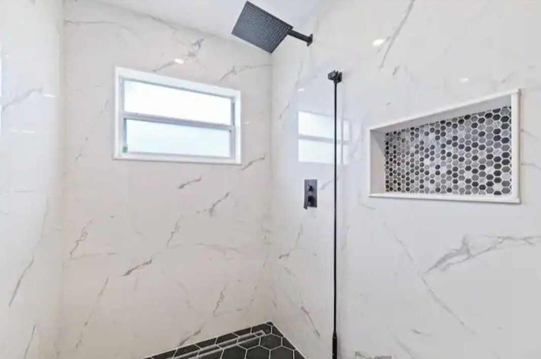Photo of Bathroom in Berkeley Manor