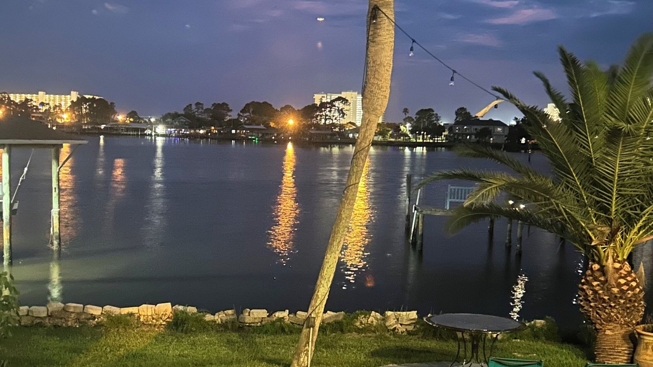 Photo of Outdoor in Thomas Drive