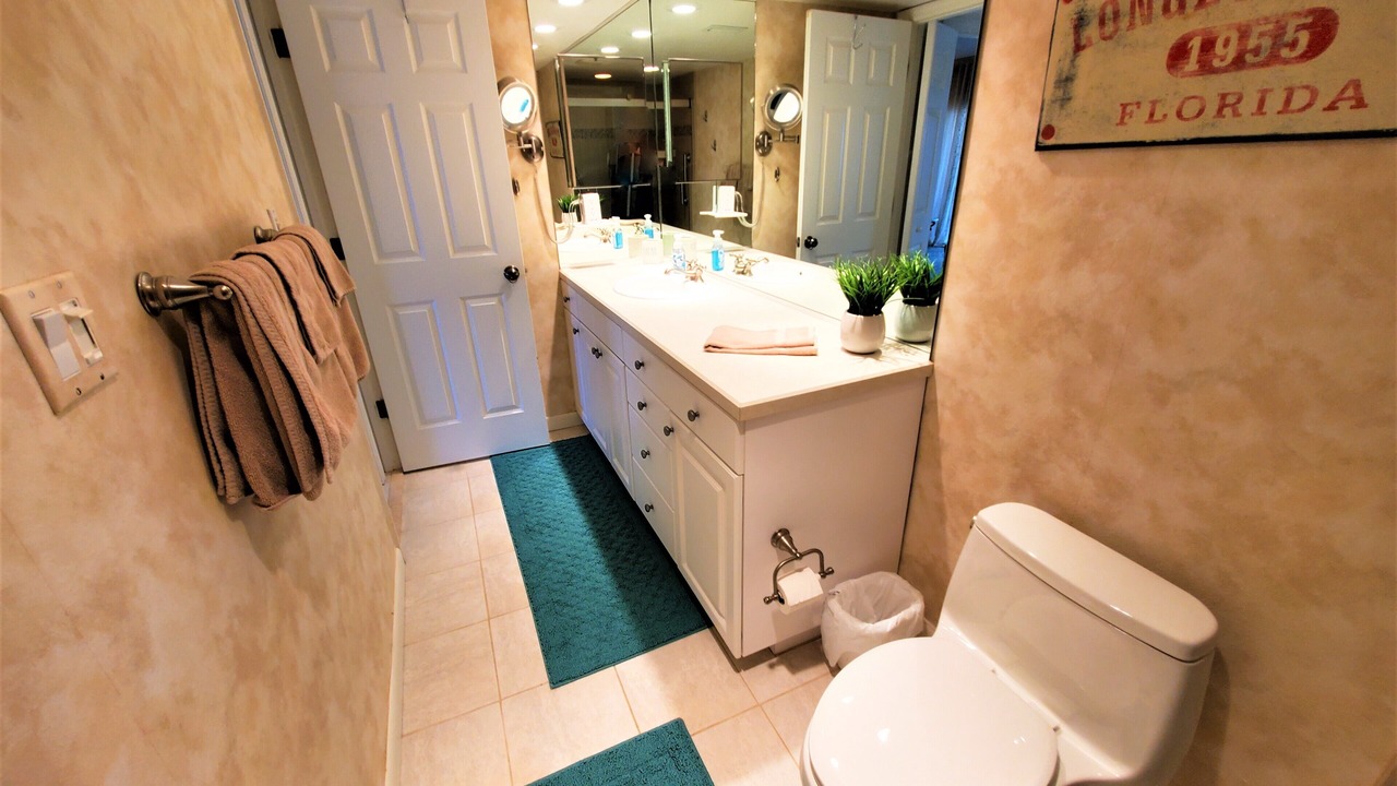 Photo of Bathroom in Longboat Key
