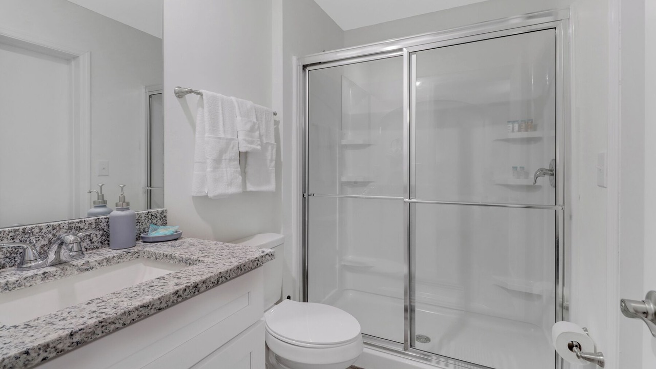 Photo of Bathroom in Diplomat