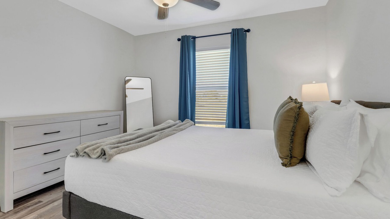 Photo of Bedroom in Diplomat