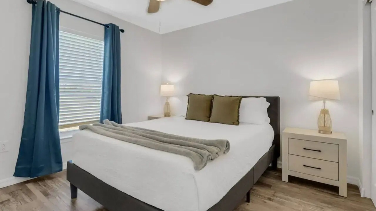 Photo of Bedroom in Diplomat