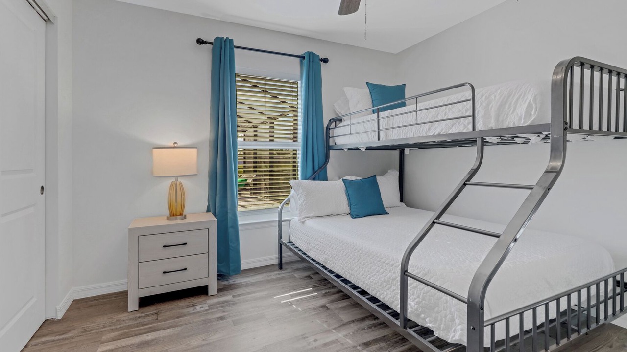 Photo of Bedroom in Diplomat