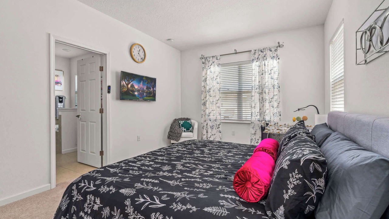 Photo of Bedroom in Davenport
