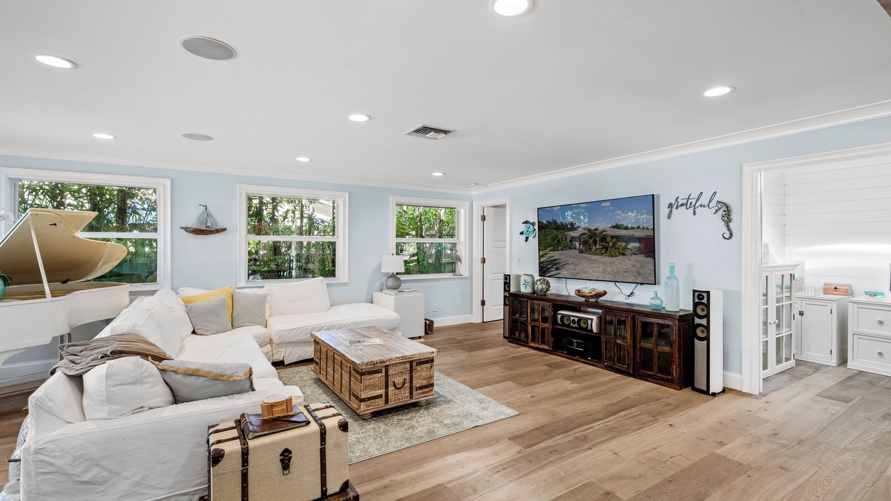 Photo of Livingroom in Juno Beach