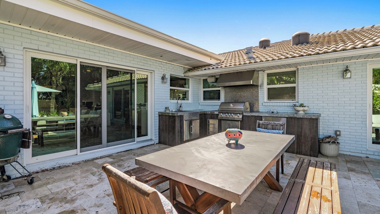 Photo of Outdoor in Juno Beach