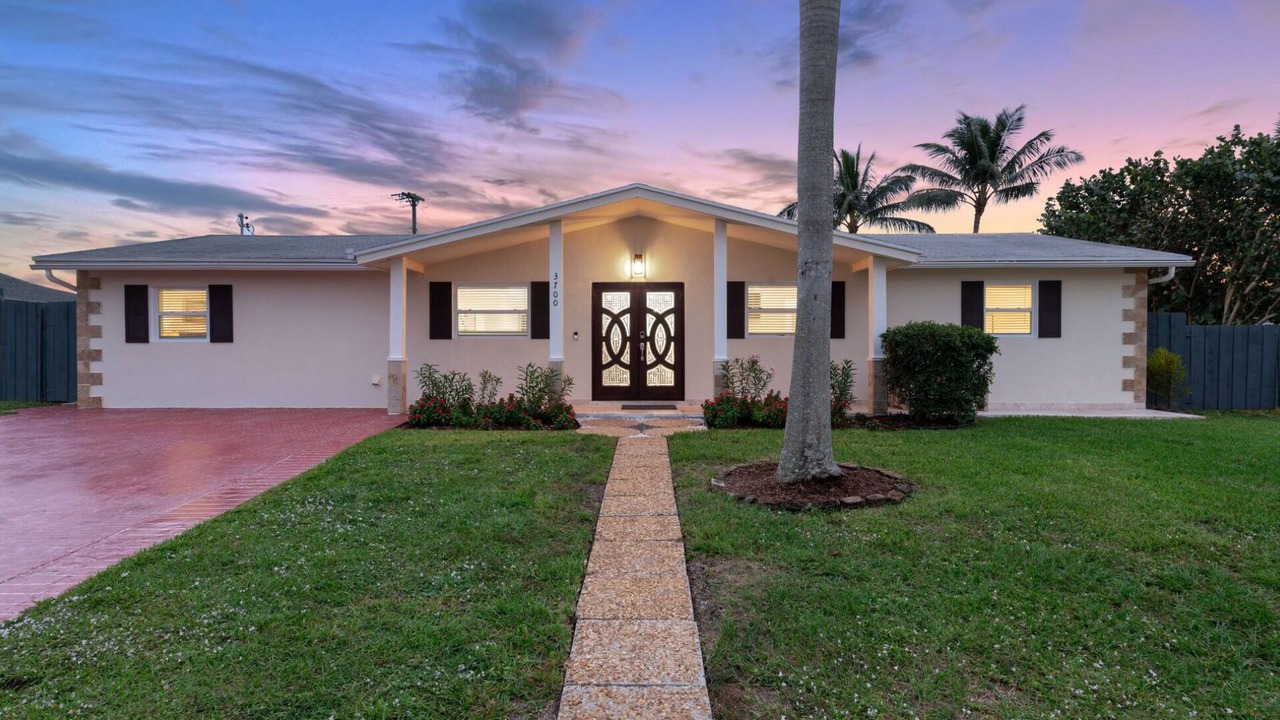 Photo of Outdoor in West Palm Beach