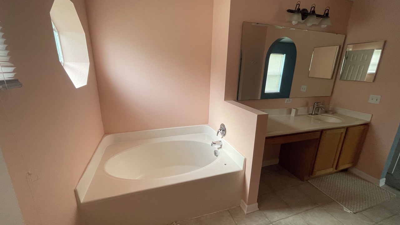 Photo of Bathroom in Ruskin