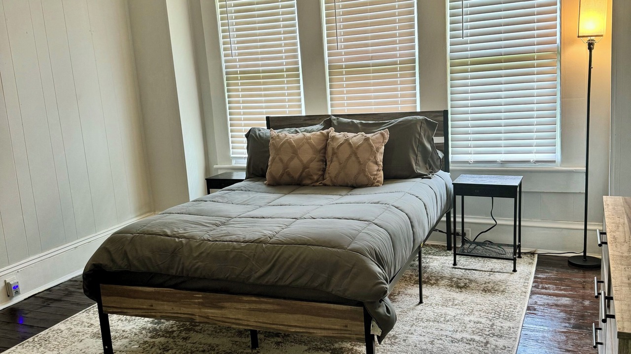 Photo of Bedroom in Waycross