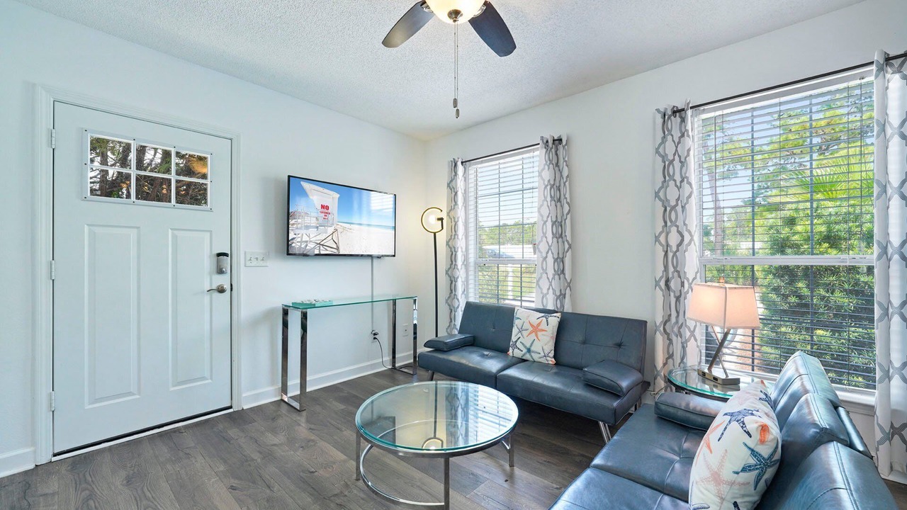 Photo of Bedroom in Gulfview Heights