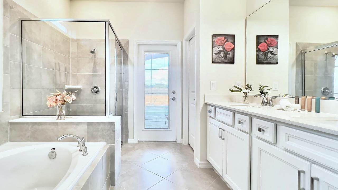 Photo of Bathroom in Four Corners