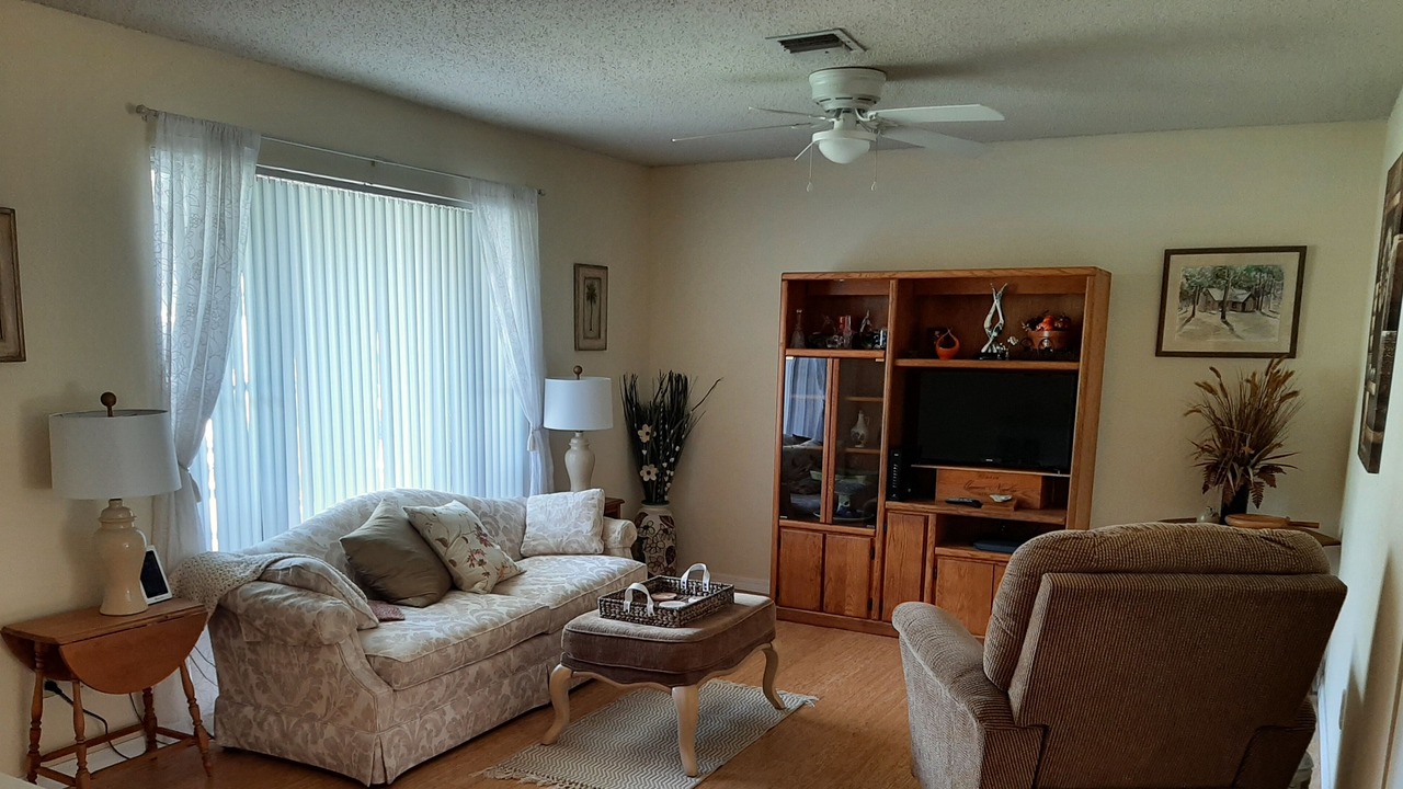 Photo of Livingroom in Port Saint Lucie