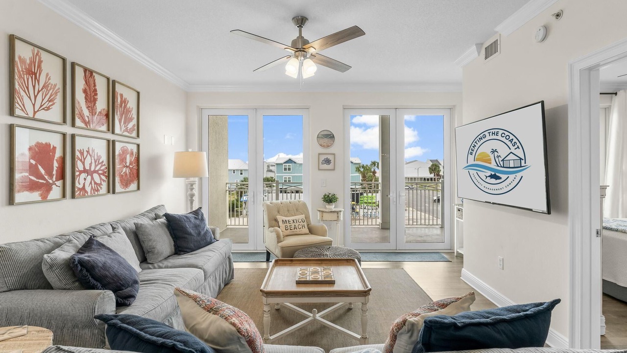 Photo of Livingroom in Mexico Beach