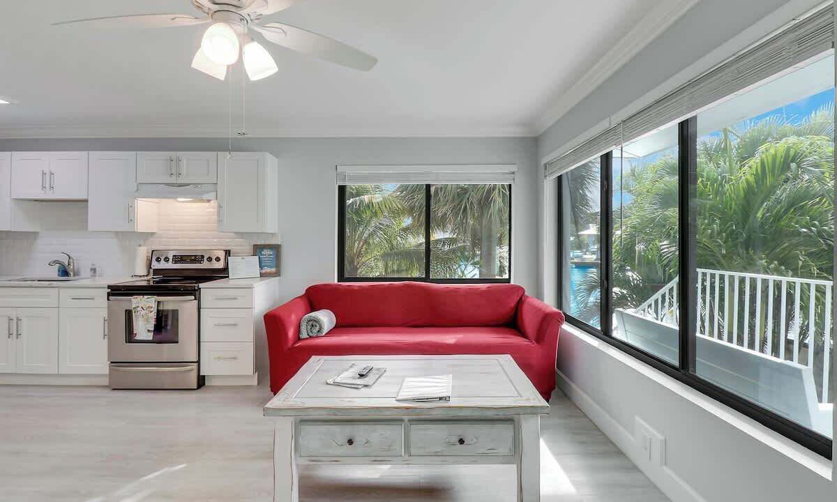 Photo of Livingroom in Stuart