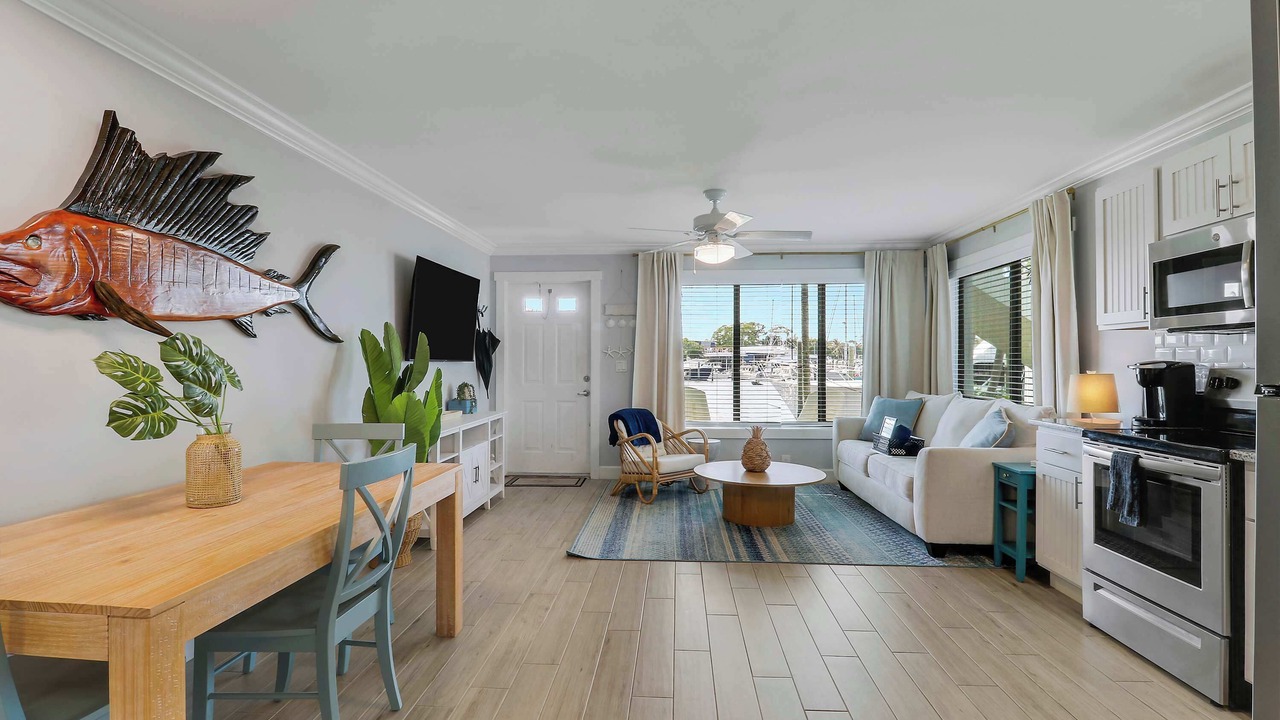 Photo of Livingroom in Stuart