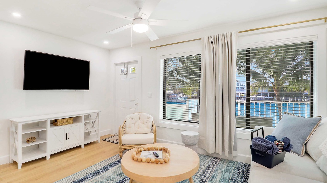 Photo of Livingroom in Stuart